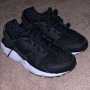 Nike Huraches
